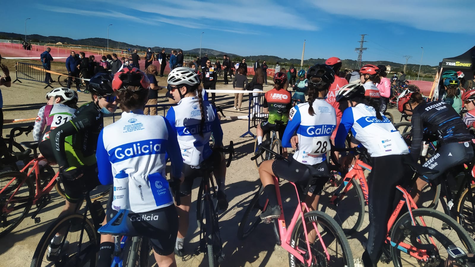 A Selección de Galicia acada tres postos de podio no ensaio UCI C2 do Campionato de España en Xàtiva