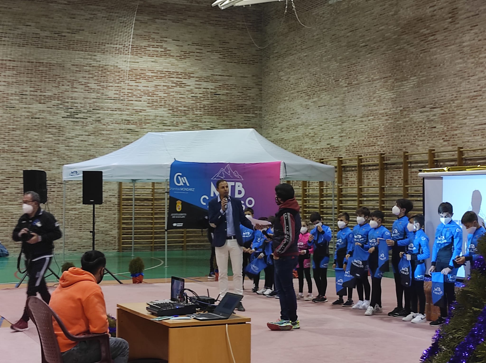 Presentada la plantilla del Cadalso MTB Club para la temporada 2022