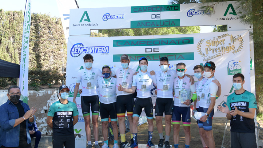 La-Redondela-corona-a-los-campeones-andaluces-de-Ciclocross-2021-