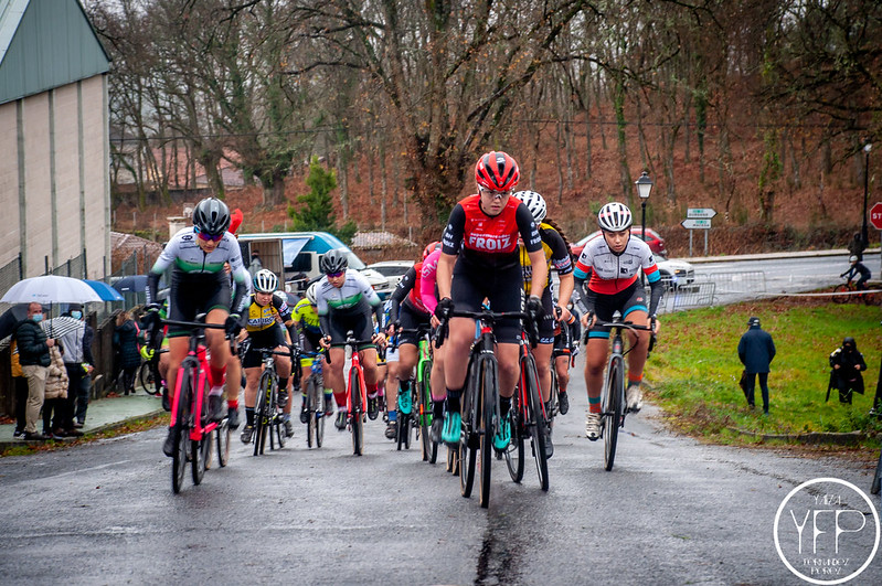 Irene Trabazo e Iván Feijoo conquistan o Campionato de Galicia de Ciclocrós en Maceda