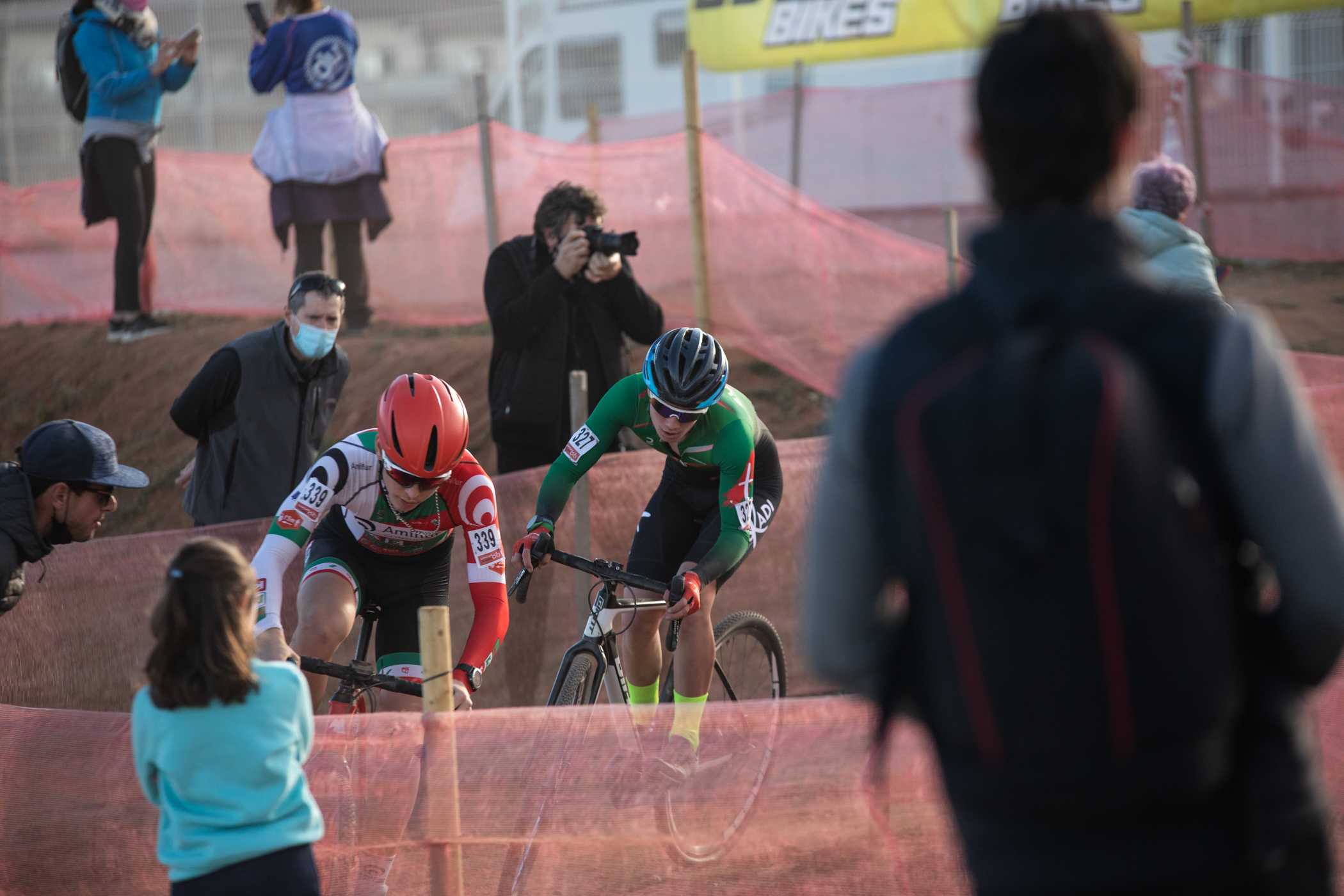 PODIUM PARA MUÑOZ Y DESGRACIA PARA LAS CHICAS