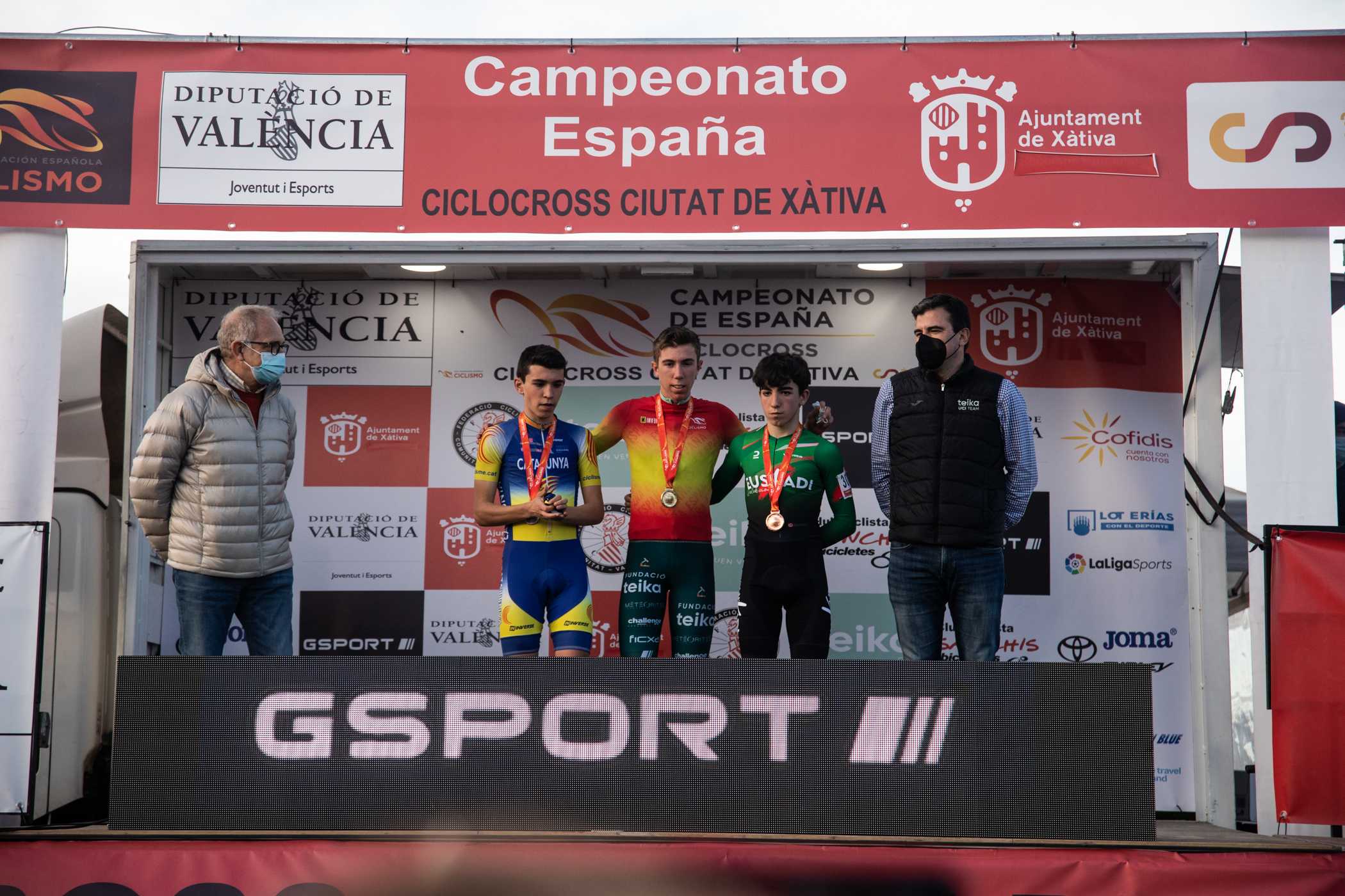PODIUM PARA MUÑOZ Y DESGRACIA PARA LAS CHICAS