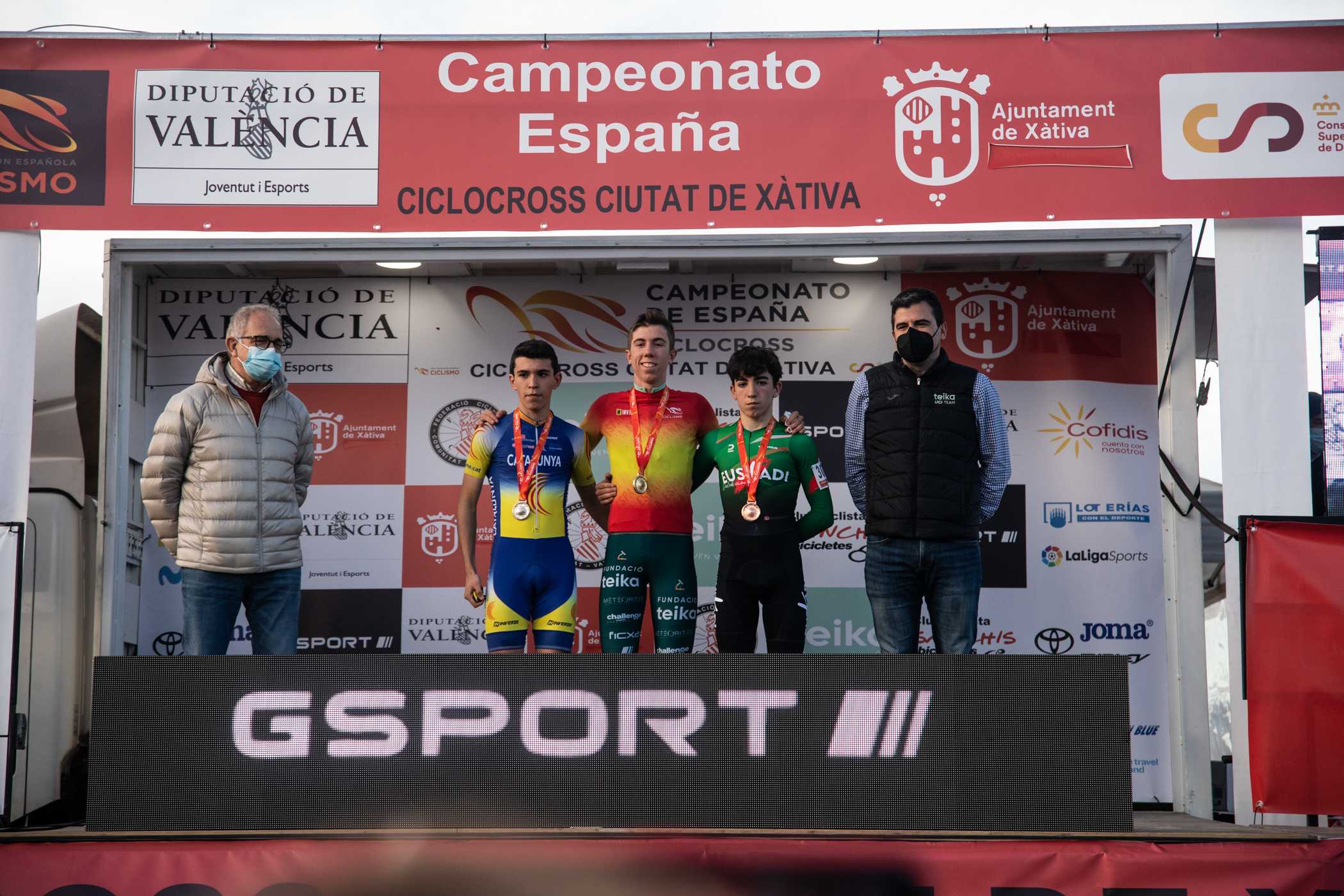 PODIUM PARA MUÑOZ Y DESGRACIA PARA LAS CHICAS