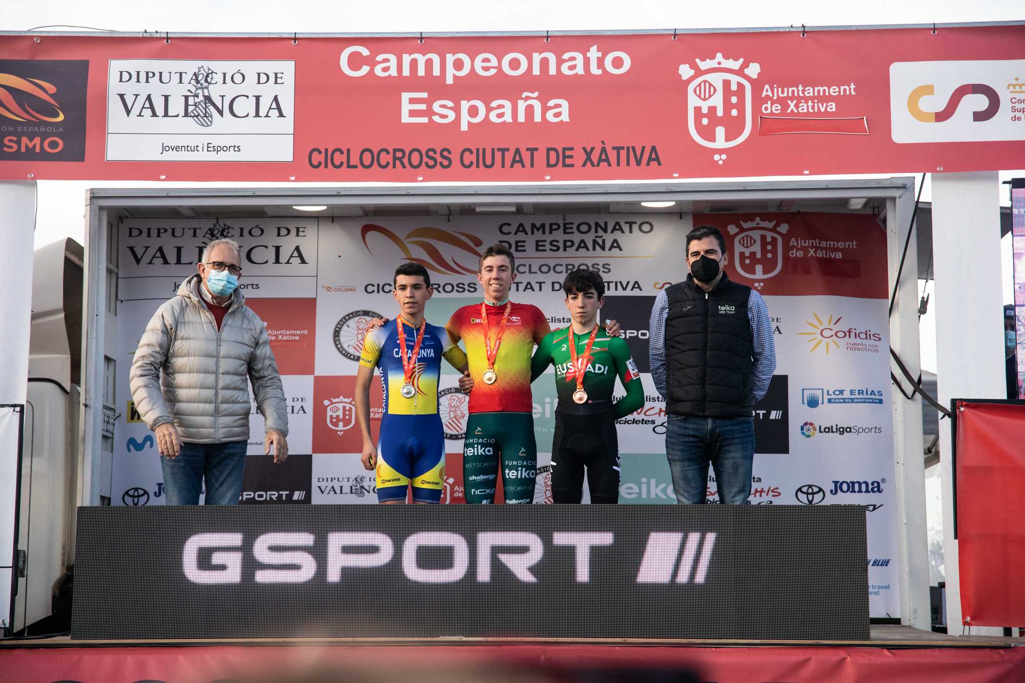 PODIUM PARA MUÑOZ Y DESGRACIA PARA LAS CHICAS