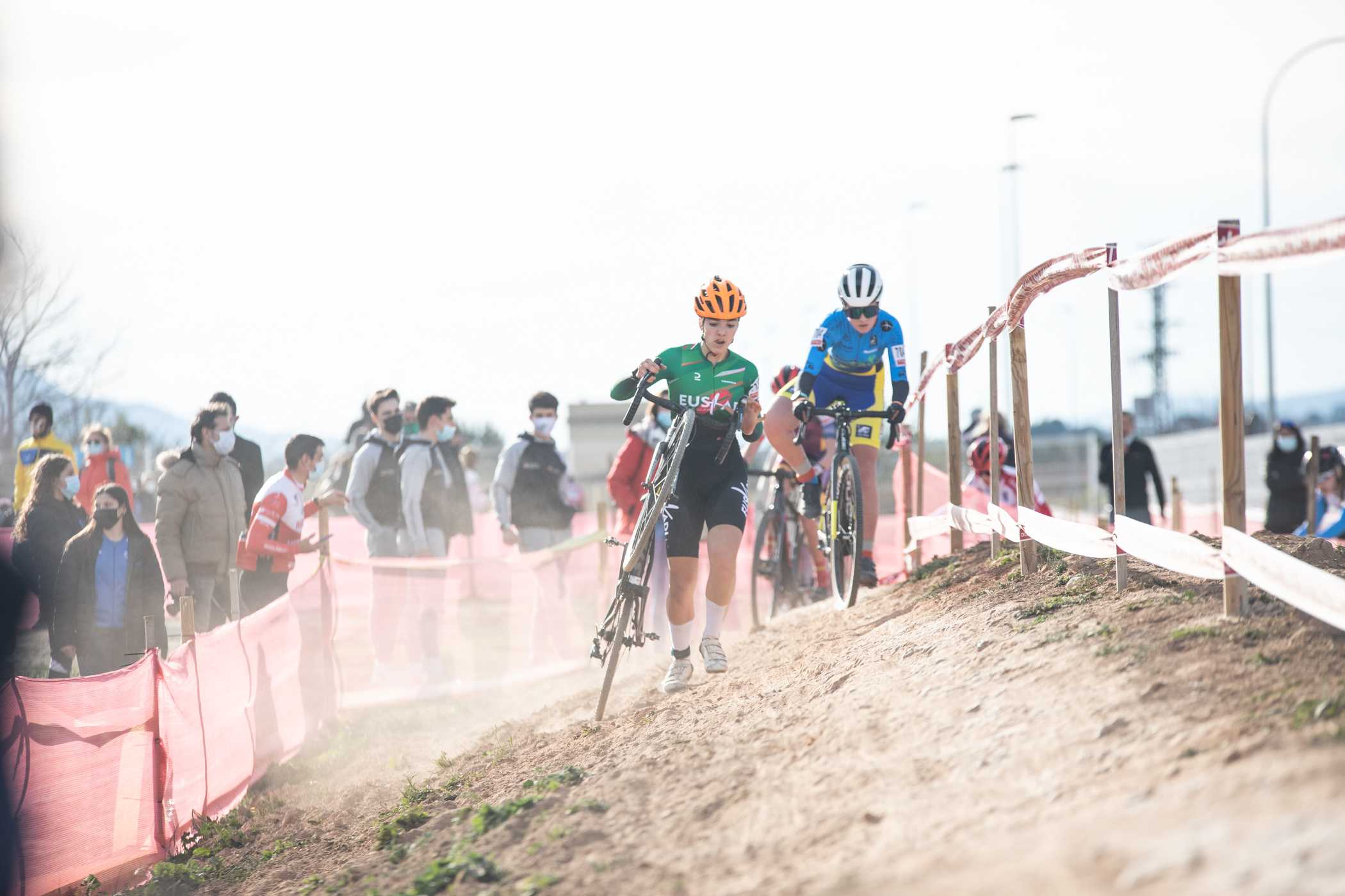 PODIUM PARA MUÑOZ Y DESGRACIA PARA LAS CHICAS