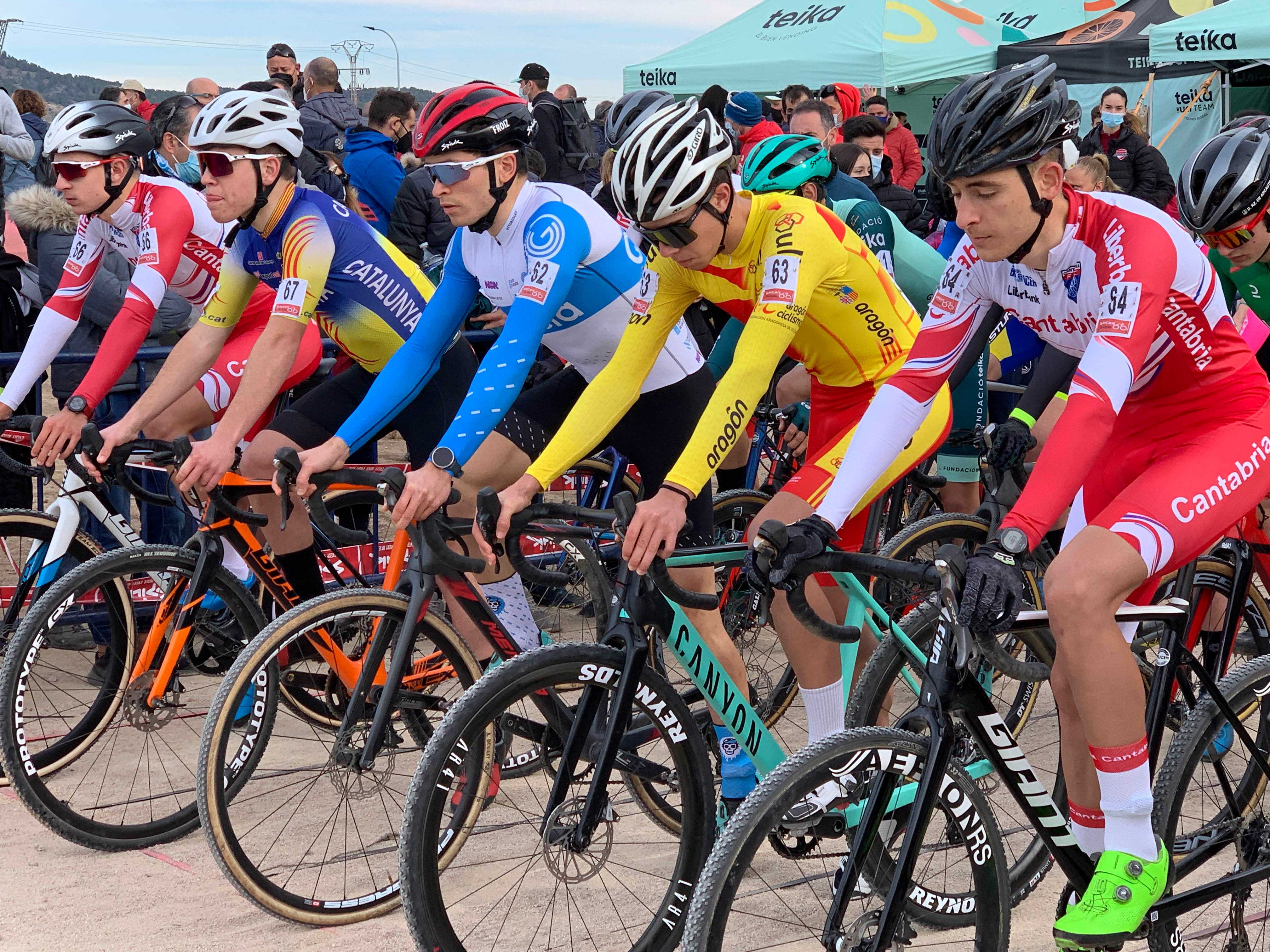 Javier Zaera compite este fin de semana en Bélgica y Holanda en su camino hacia el Mundial de Ciclocross