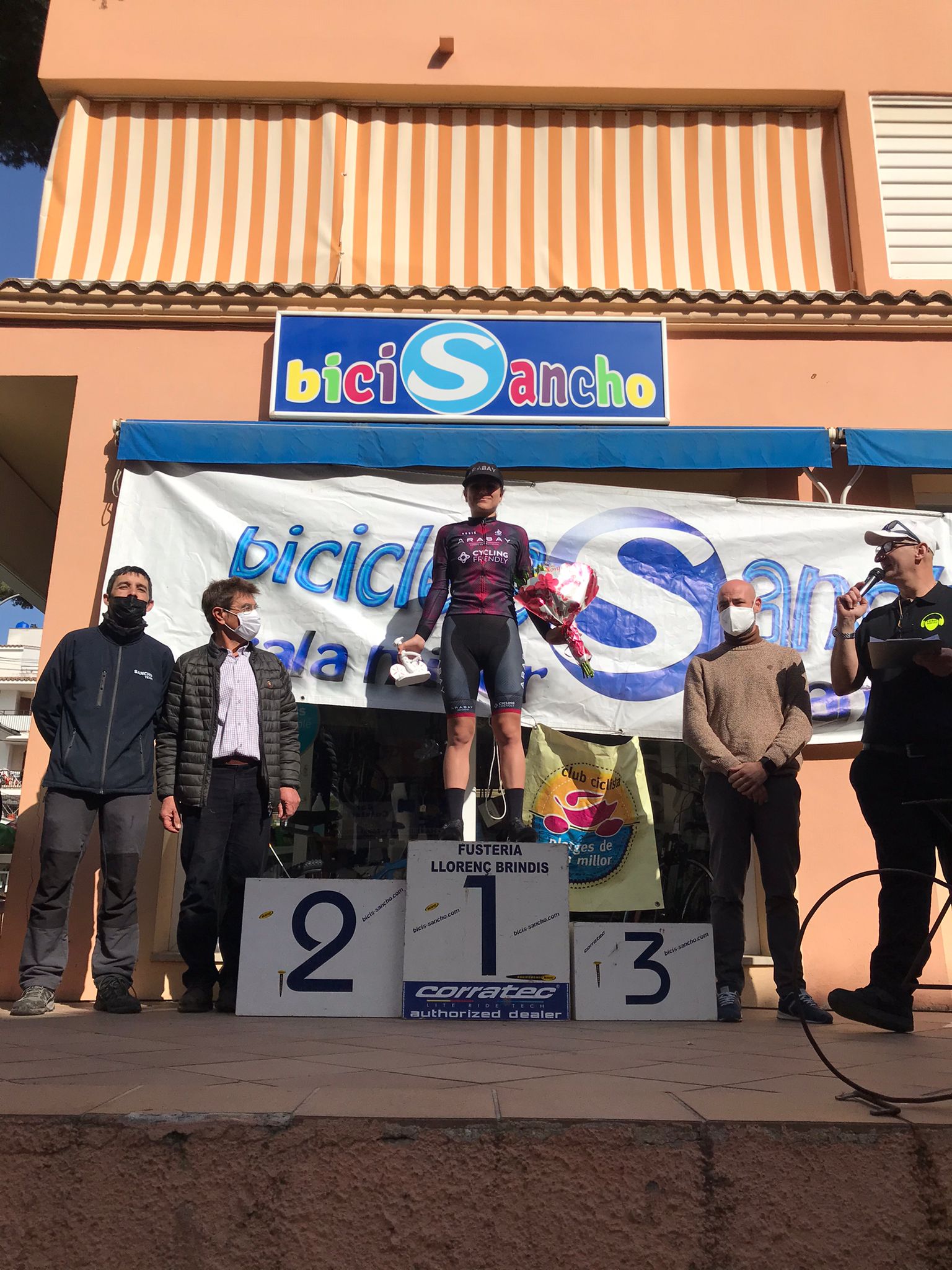 XAVI CAÑELLAS VENCE EN EL TROFEO BICIS SANCHO-CALA MILLOR
