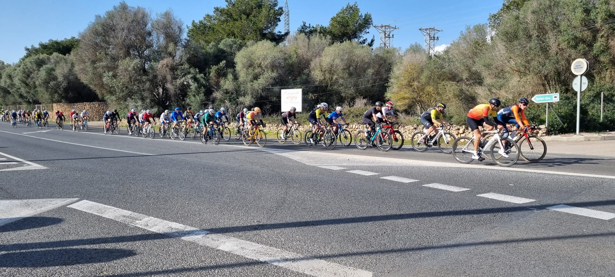 XAVI CAÑELLAS VENCE EN EL TROFEO BICIS SANCHO-CALA MILLOR