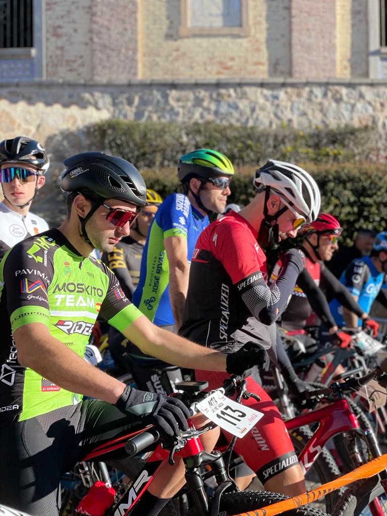 El MTB La del Mazo situó en lo más alto a Carolina Alonso y a Juan Ignacio Pérez