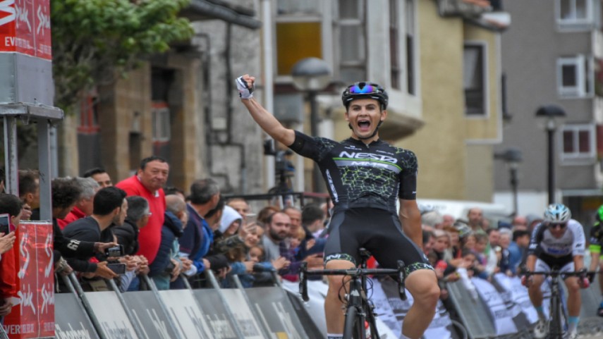 Kevin Suárez: “Aunque me gustan la carretera y la mountain bike, el ciclocross es lo que mejor se me da  y con lo que más disfruto”.
