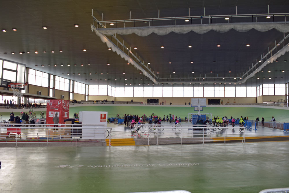 Galapagar vivió el desenlace de la segunda y última puntuable de la Liga de pista de la FMC