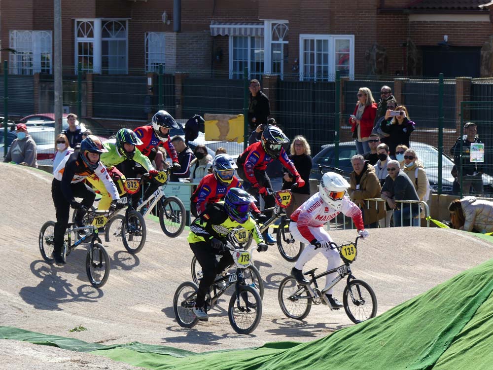 El Álamo disfrutó del mejor BMX con la segunda puntuable de la Copa de Madrid