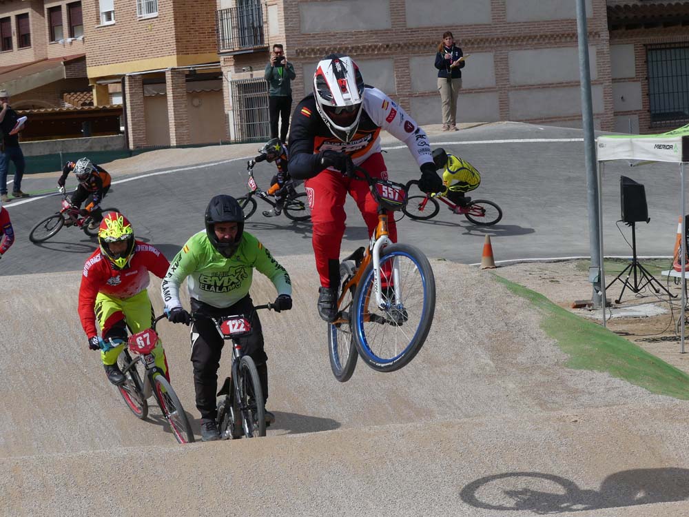 El Álamo disfrutó del mejor BMX con la segunda puntuable de la Copa de Madrid