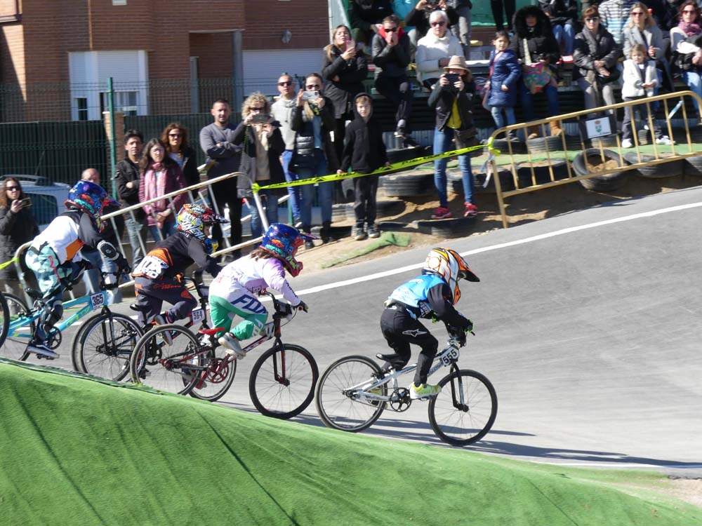 El Álamo disfrutó del mejor BMX con la segunda puntuable de la Copa de Madrid