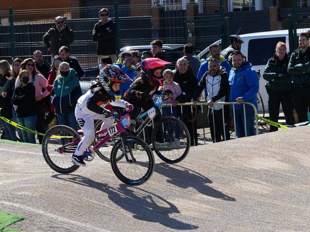 El Álamo disfrutó del mejor BMX con la segunda puntuable de la Copa de Madrid