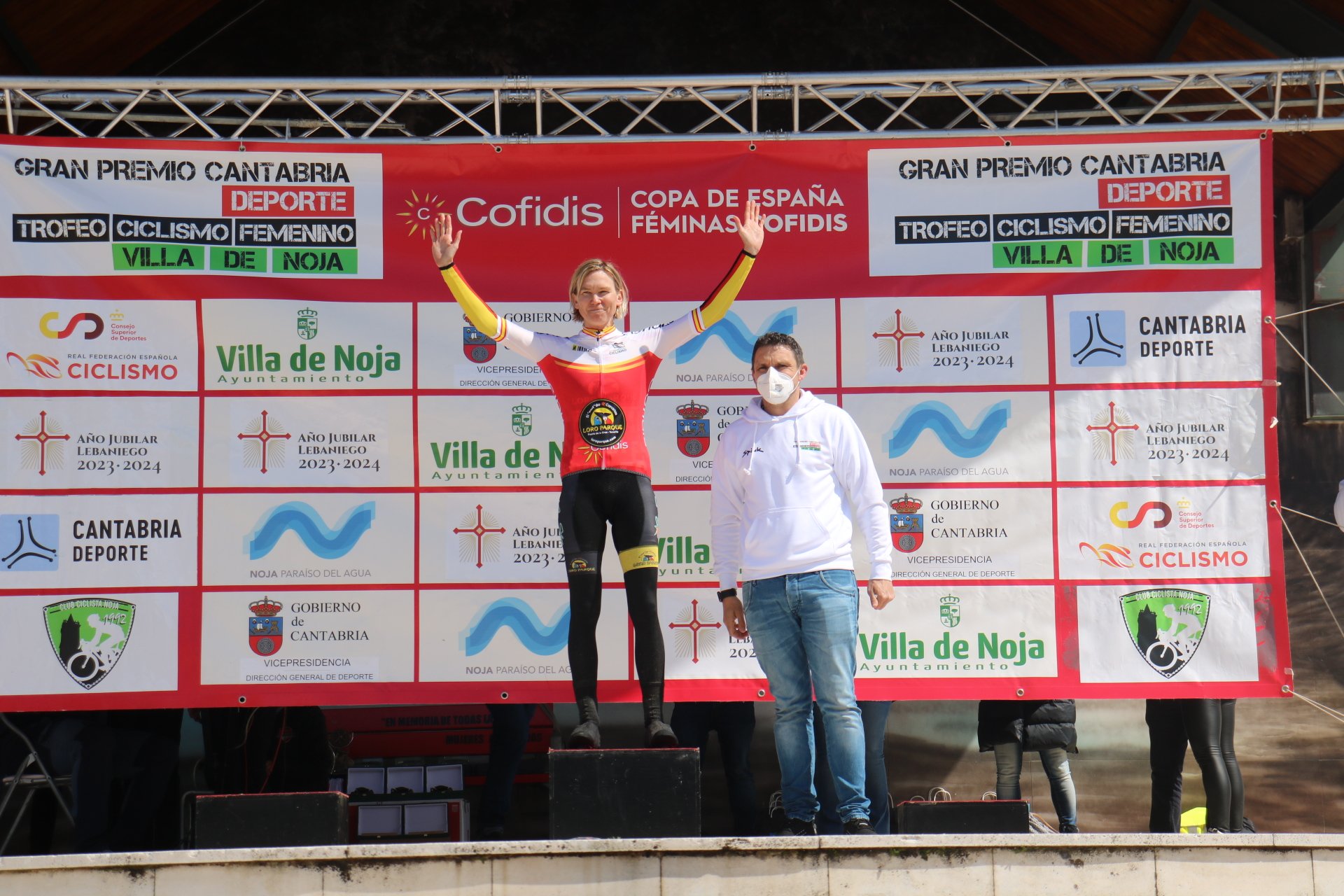 Alba Leonardo, Lucía Ruiz y Paula Ostiz ganan en Noja