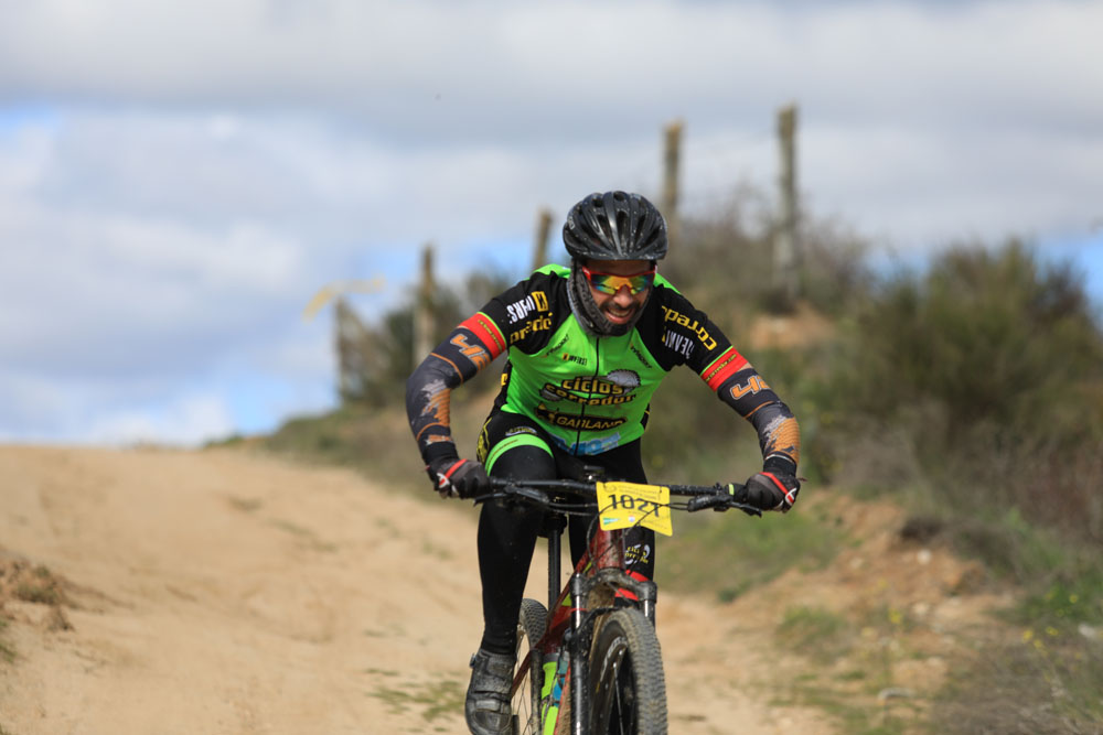 Pilar Fernández y Néstor González conquistaron las Atalayas del Jarama