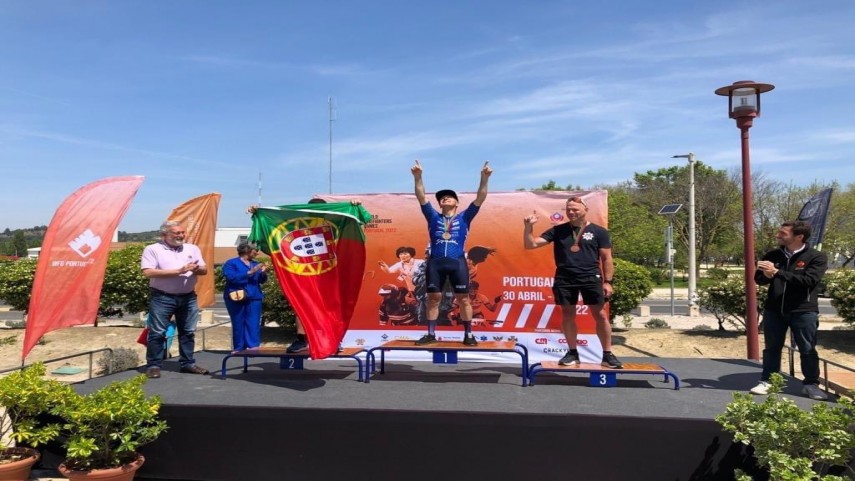 oscar-Negrete-doble-campeon-del-mundo-de-bomberos-en-Portugal