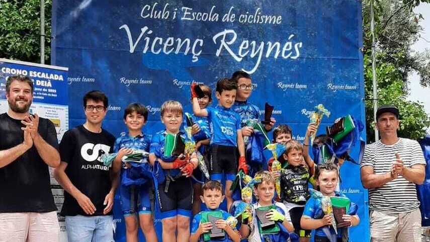 NUEVA-EDICIoN-DE-LA-CRONOESCALADA-CALA-DE-DEIA�-PARA-EL-CICLISMO-BASE-CON-GRAN-PARTICIPACIoN