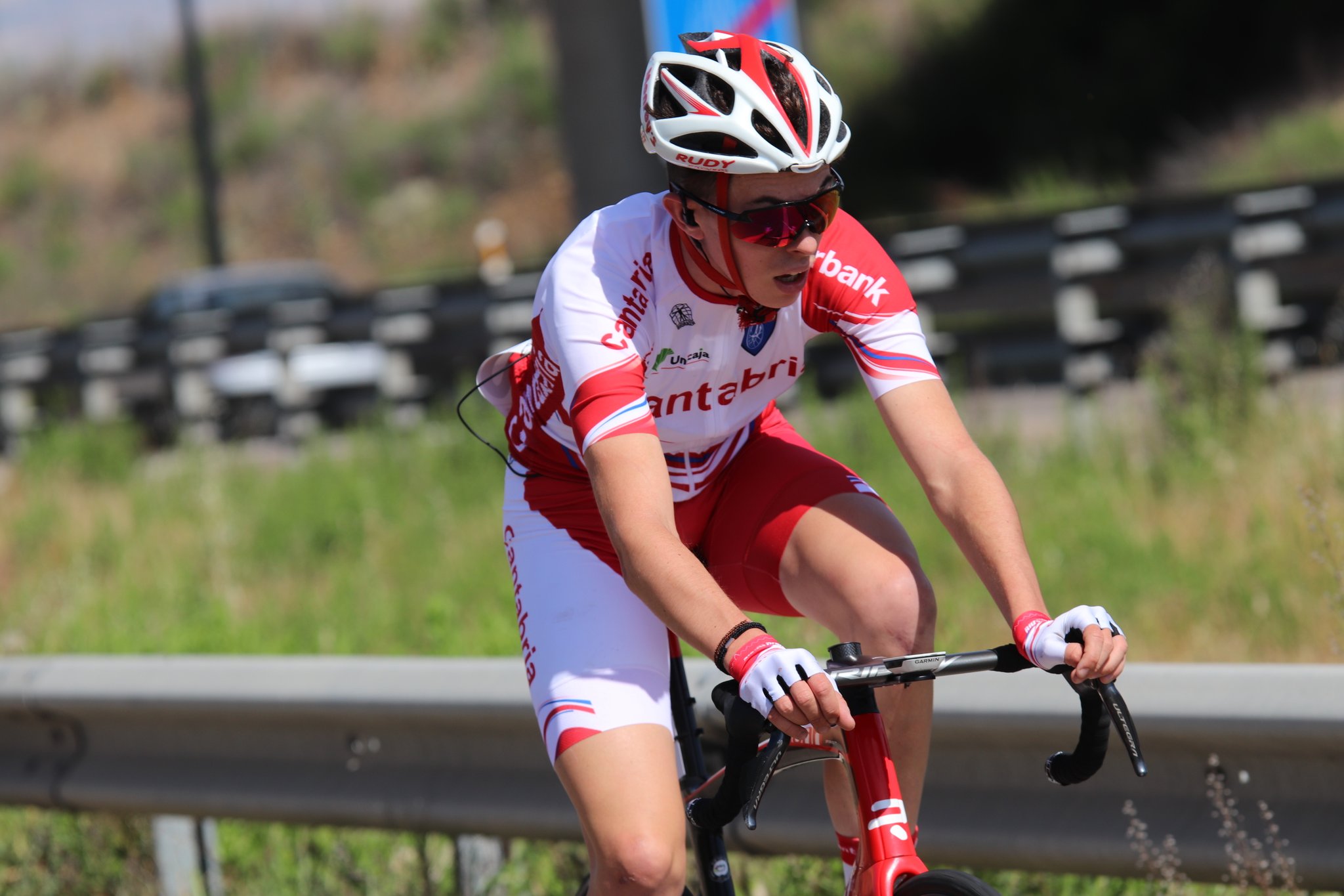 Laura Ruiz campeona de España Junior y el equipo cántabro junior femenino primero por escuadras