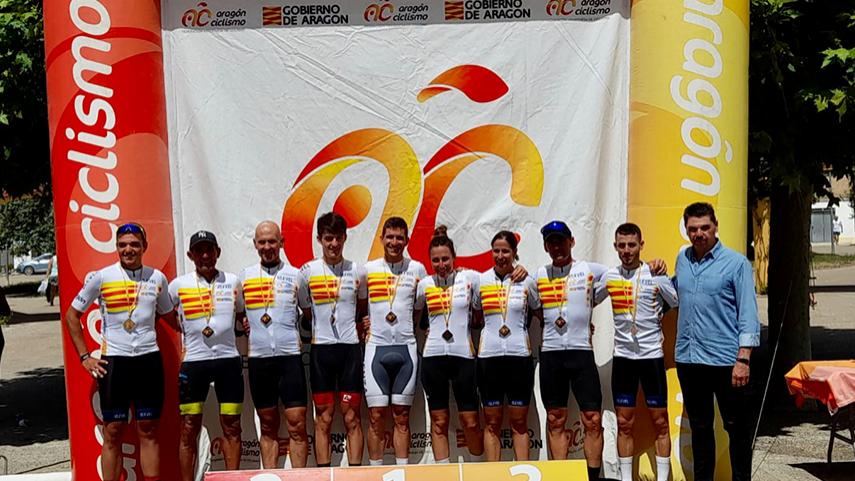 Javier-Lopez-y-Eva-Elbaile-se-proclaman-vencedores-del-Campeonato-de-Aragon-XCM-