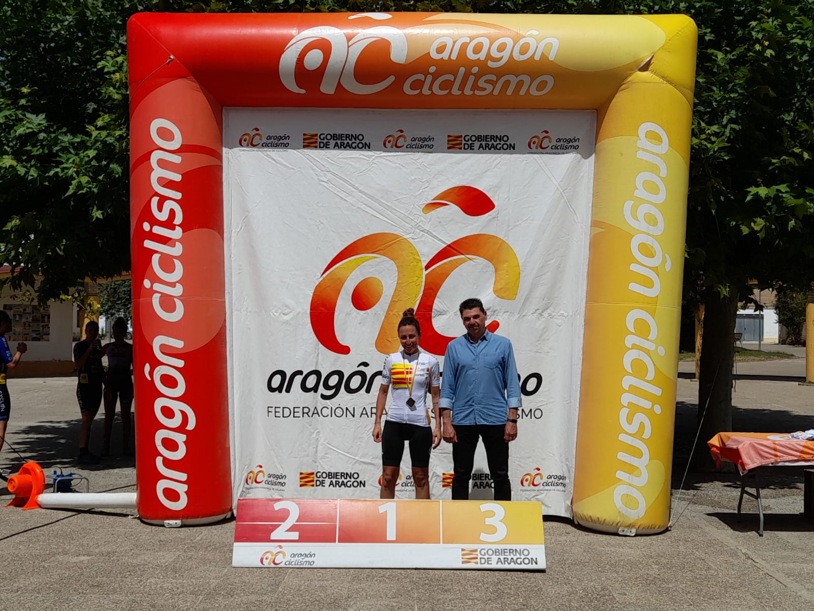 Javier López y Eva Elbaile se proclaman vencedores del Campeonato de Aragón XCM