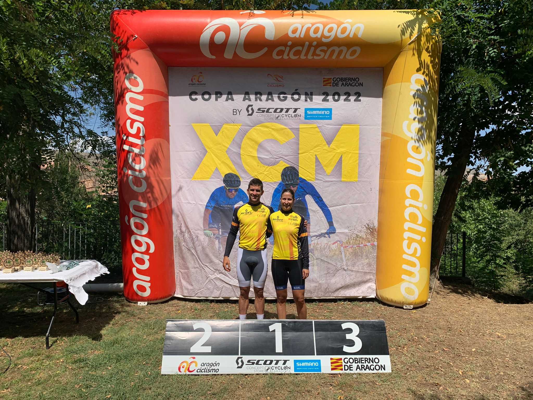 Eva Elbaile y Jorge Lamiel vencedores de la penúltima prueba de la Copa de Aragón BTT XCM