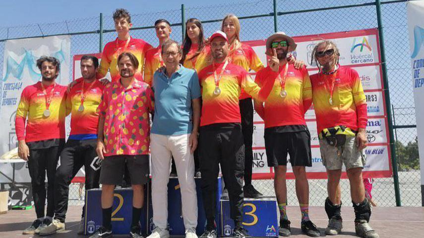 El-Huercal-de-Almeria-otorga-los-primeros-maillots-de-Campeon-de-Espana-de-Pump-Track