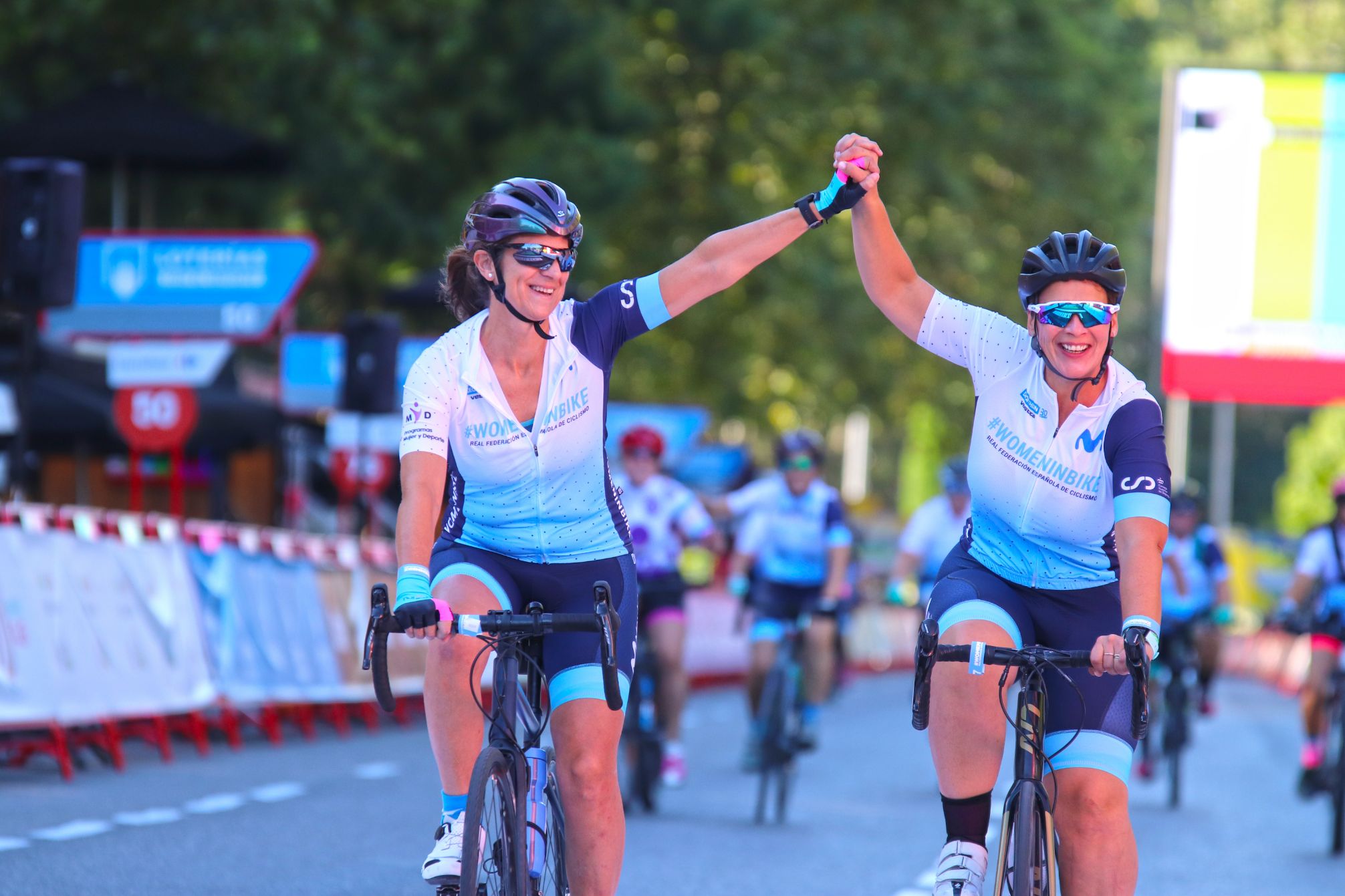 Más de 300 mujeres inundan Madrid de ciclismo femenino en la I Marcha Women In Bike