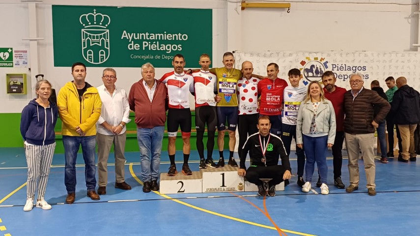 Nunez-Aspirez-y-Negrete-repiten-como-campeones-de-Cantabria-Master-en-Salcedo
