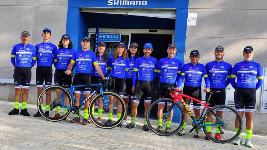 Presentado-el-equipo-de-ciclocross-madrileno-EnBici-de-Alcobendas-para-la-temporada-2022-23
