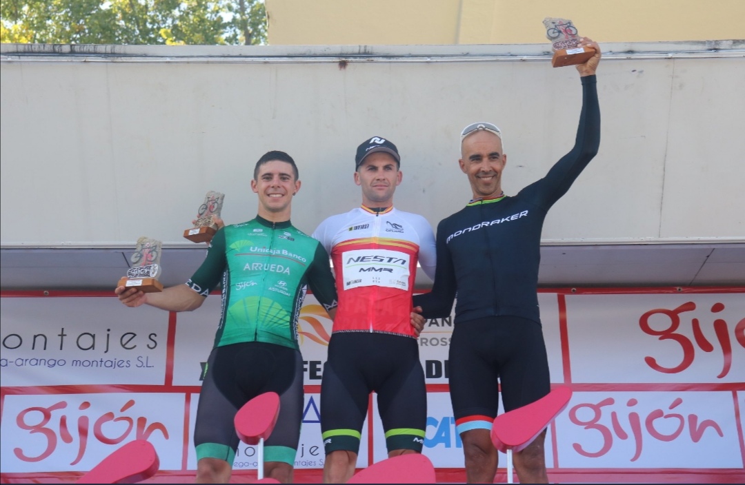 Kevin e Isaac Suárez junto a Gonzalo Inguanzo llegan líderes de la Copa de España CX a Pontevedra