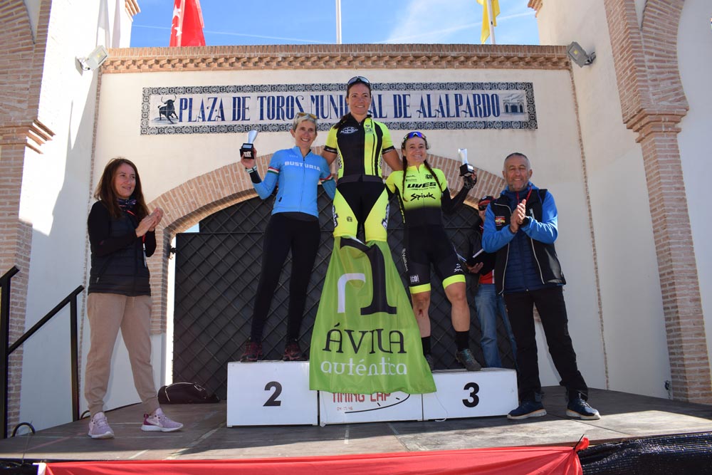 Alalpardo disfruta de más de 300 participantes en el XVII Ciclocross Peña Ciclista Ciclonorte