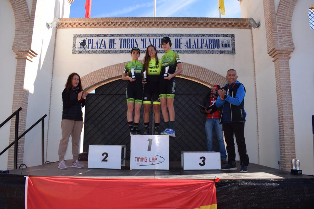 Alalpardo disfruta de más de 300 participantes en el XVII Ciclocross Peña Ciclista Ciclonorte
