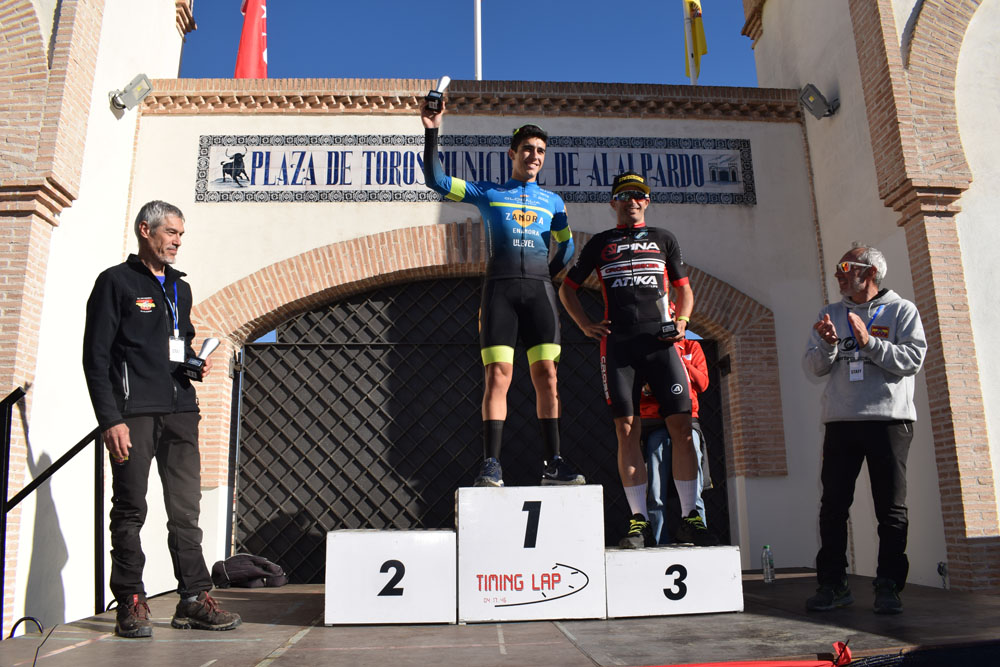 Alalpardo disfruta de más de 300 participantes en el XVII Ciclocross Peña Ciclista Ciclonorte