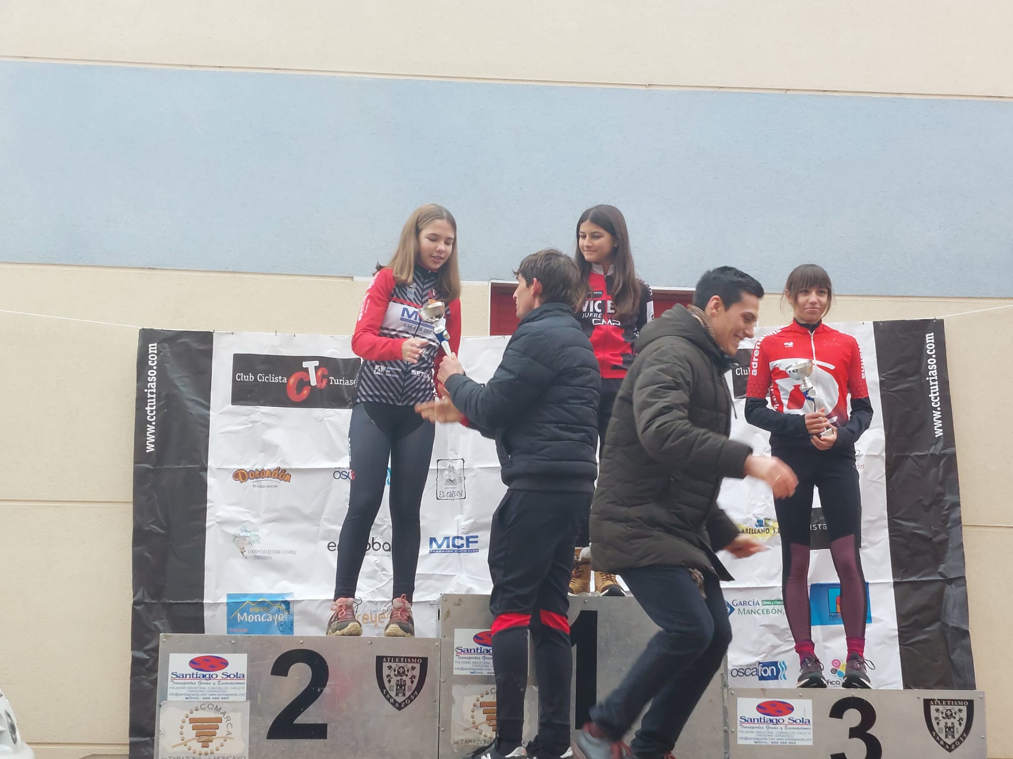 Oriol Doménech y Lilian Soriano vencen en la quinta prueba puntuable de la Copa Aragón de Ciclocross 22