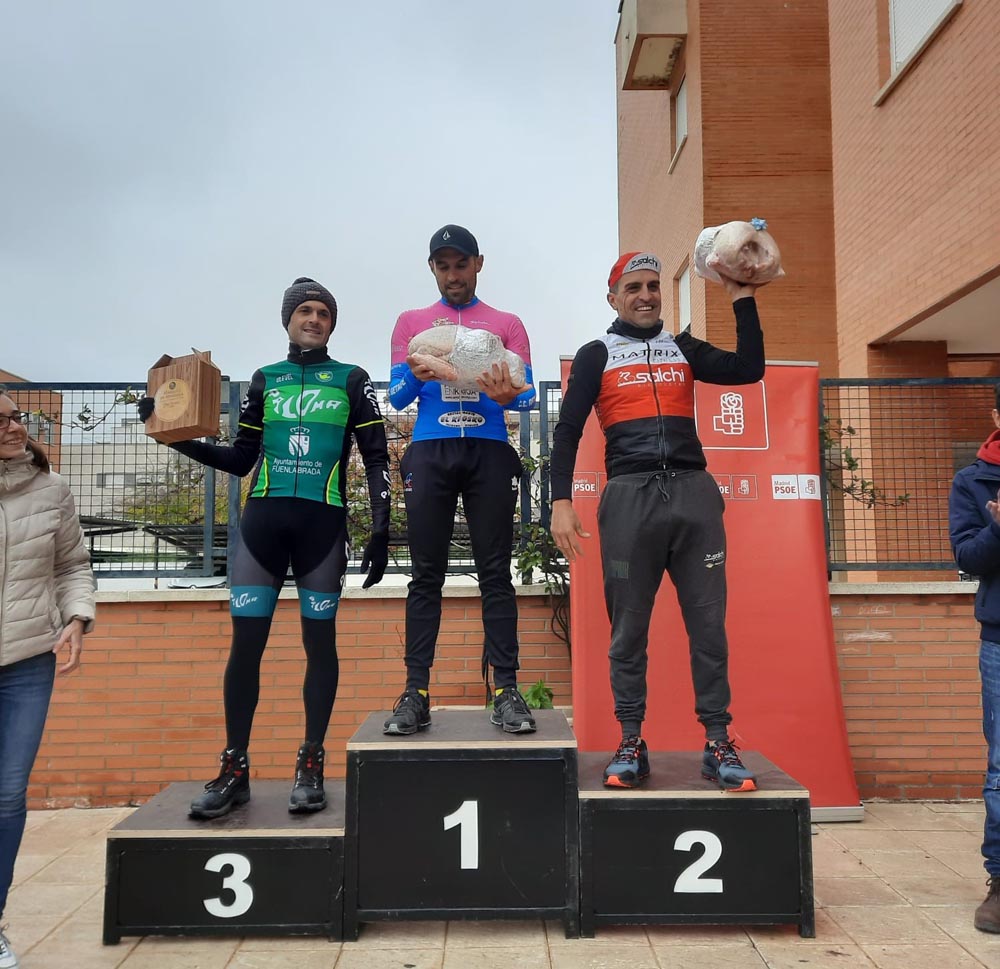 Carla Siguero, Unai Martínez y Yeray Toquero se imponen en la XVIII Carrera del Pavo de Ciempozuelos