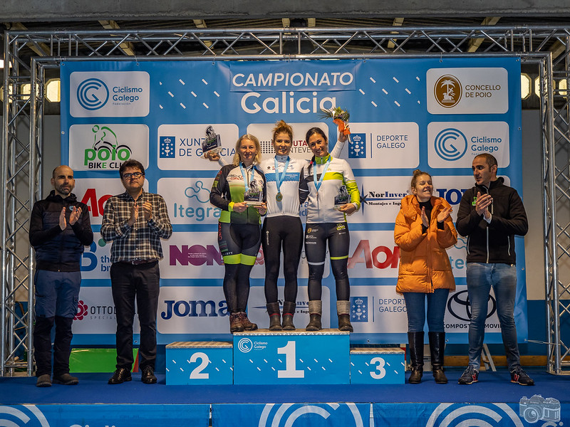 Laura Mira e Samuel González cumpren co papel de favoritos no Campionato de Galicia de Ciclocrós