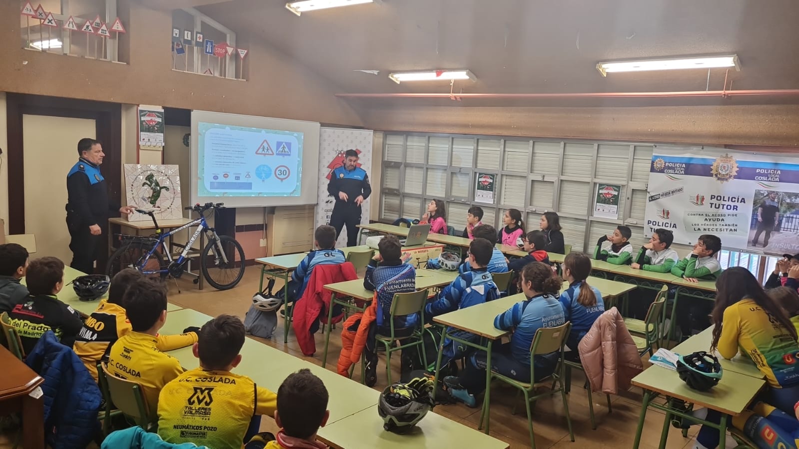 Éxito de las I Jornadas de Educación Vial dirigidas a las Escuelas de Ciclismo madrileñas