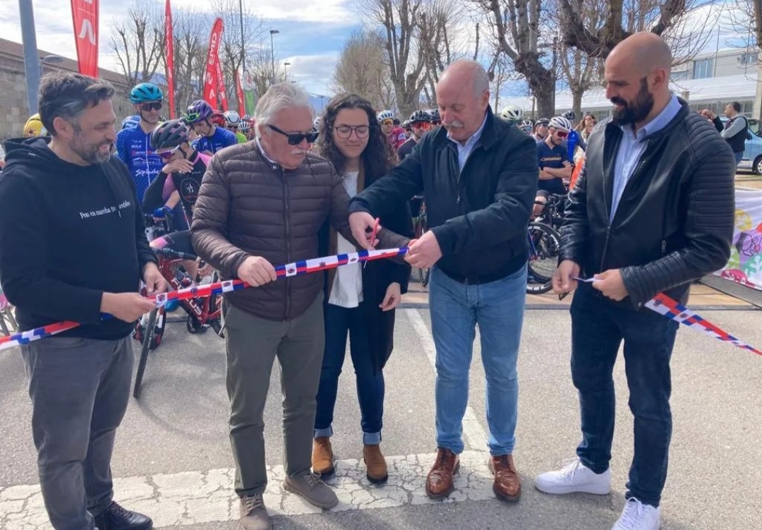 Reinosa vistió a los nuevos campeones de Cantabria Máster