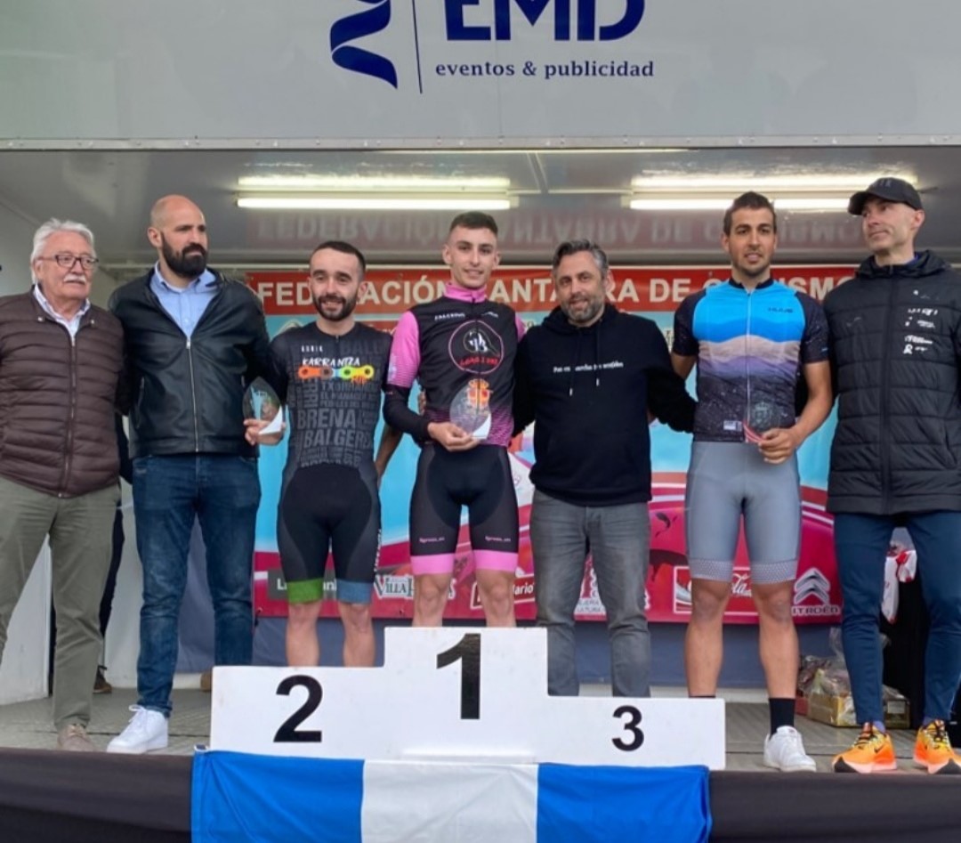 Reinosa vistió a los nuevos campeones de Cantabria Máster