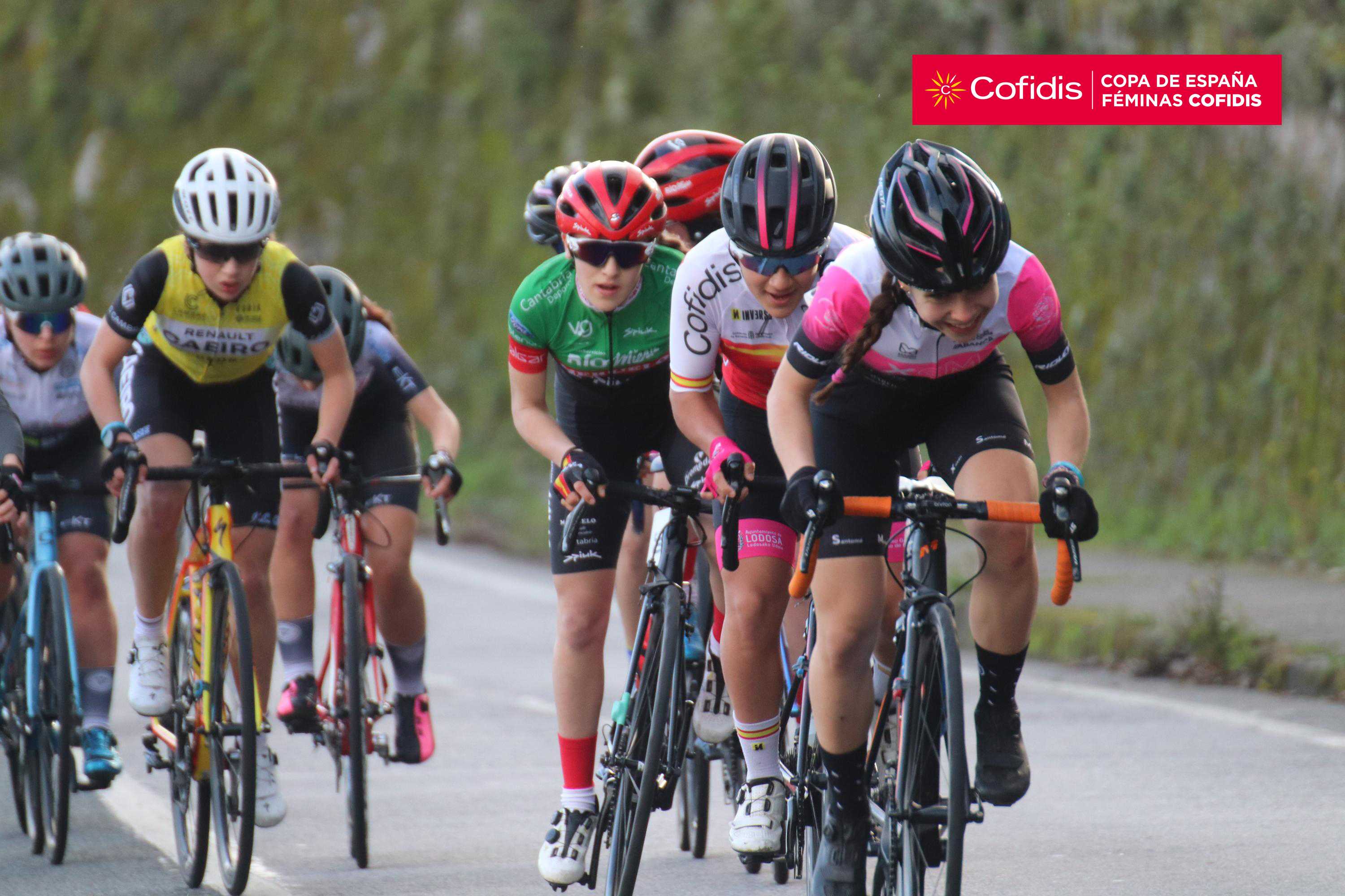 As ciclistas galegas brillan na Copa de España feminina Cofidis de Pontevedra