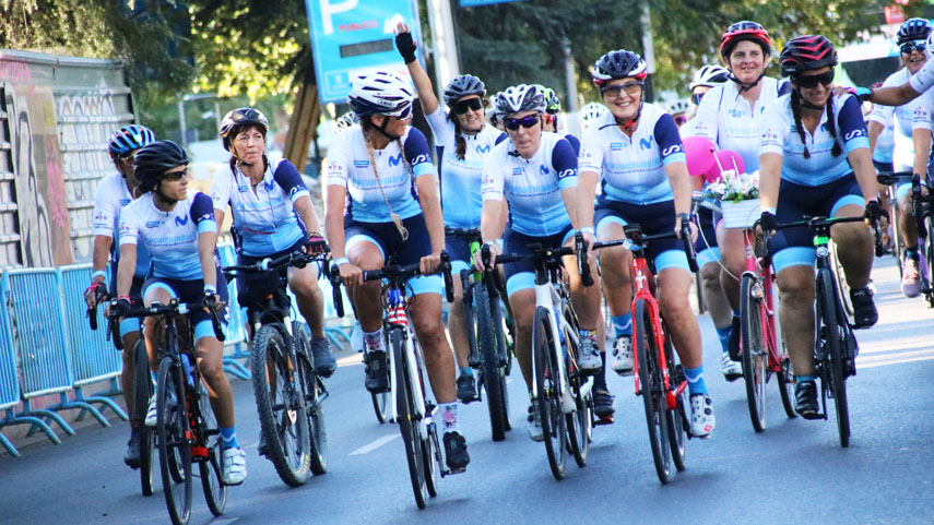Women-In-Bike-presente-en-La-Vuelta-Femenina-by-Carrefoures