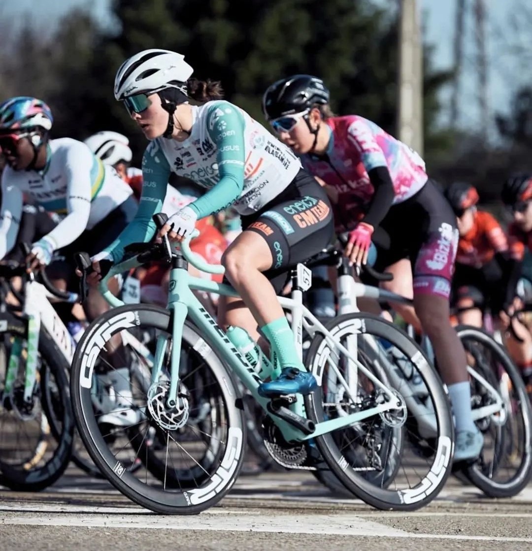 Tres cántabras en la Vuelta a España Femenina que comienza el lunes en Torrevieja