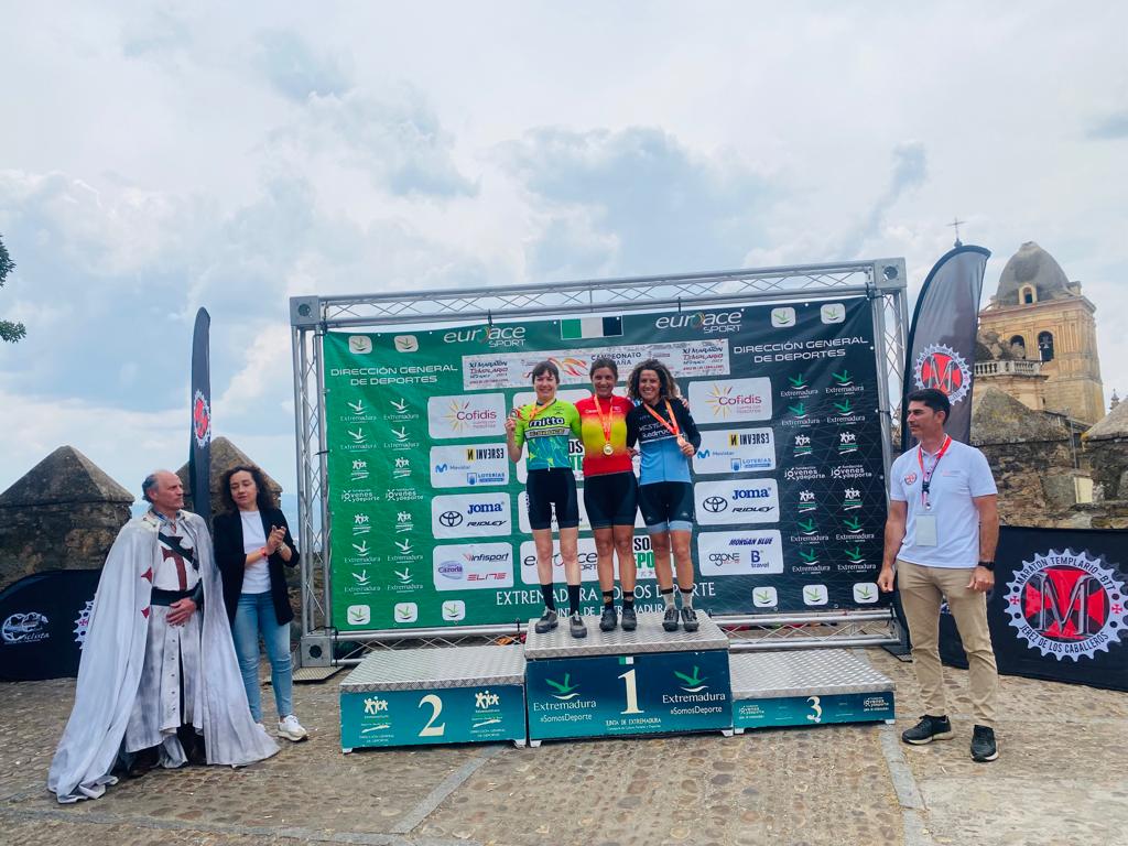 Natalia Fischer y Sergio Mantecón, campeones de España de Maratón en Jerez de los Caballeros