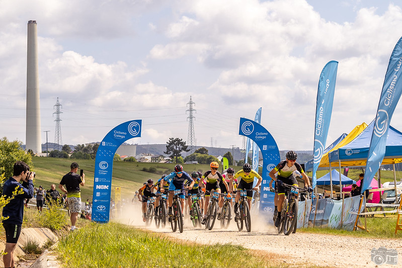 As Pontes ofrece espectáculo no seu debut na Copa Galicia XCO