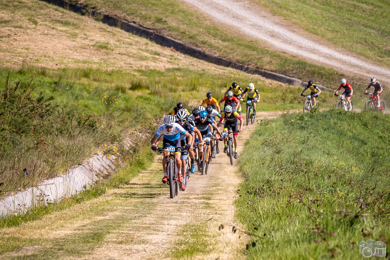 As Pontes ofrece espectáculo no seu debut na Copa Galicia XCO