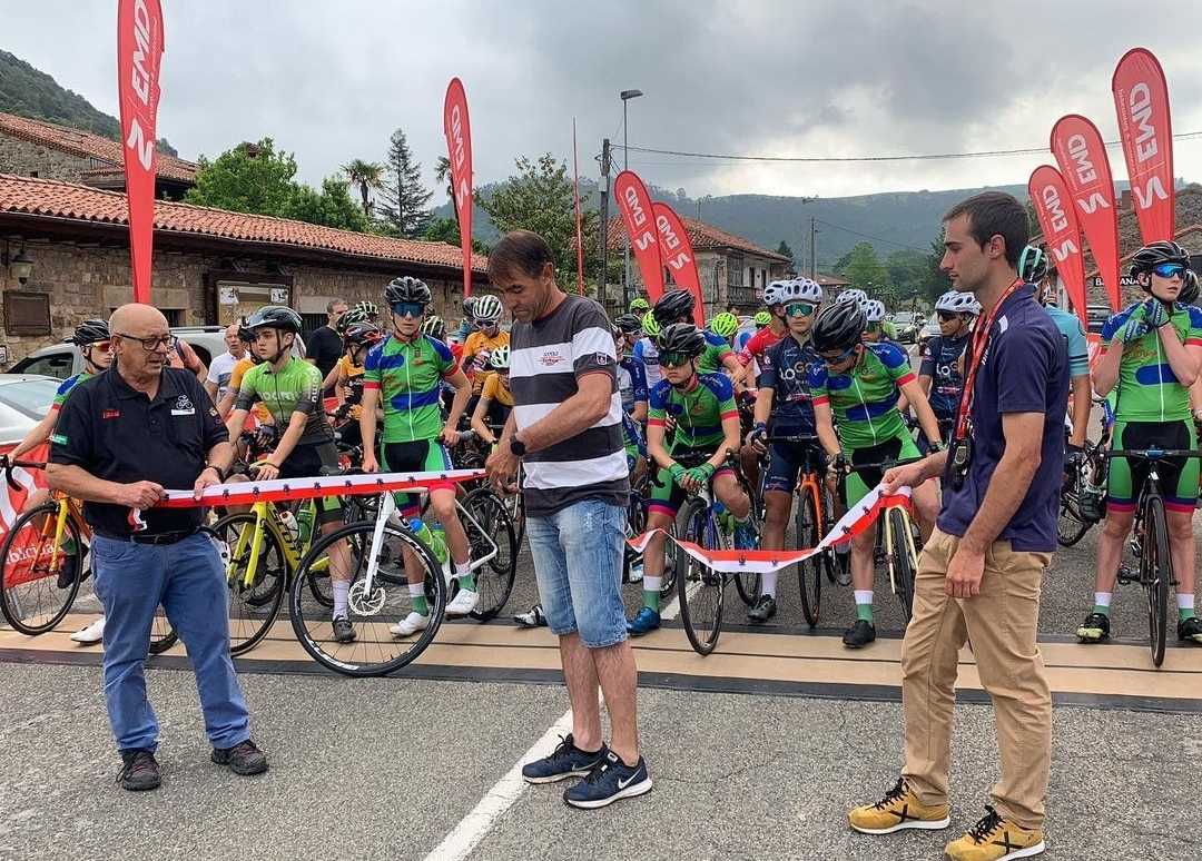 Adrián Rasillo y Tirso Bra campeones de Cantabria Ruta cadete y junior en Treceño