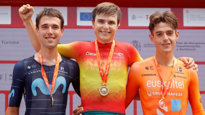 Raul-Garcia-Pierna-defiende-en-Sevilla-la-Nueva-el-titulo-de-campeon-de-Espana-de-CRI-elite-