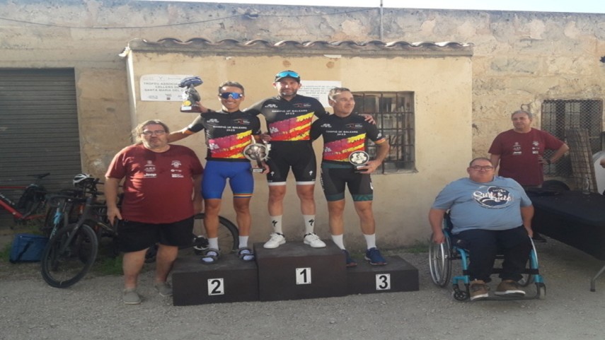 ABDoN-VICH-JOSEP-ESTELA-Y-PEDRO-MULET-CAMPEONES-DE-BALEARES-MASTERS